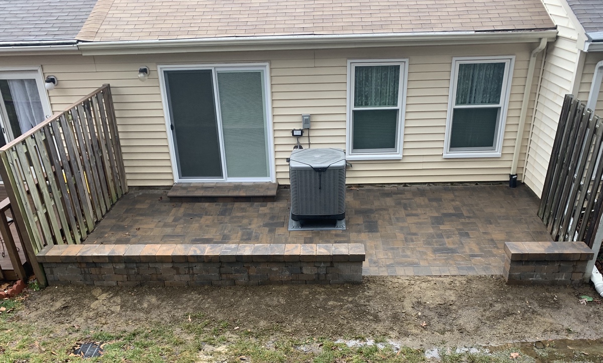 Backyard Patio in Annapolis MD Three Little Birds Hardscaping & Lawn Care