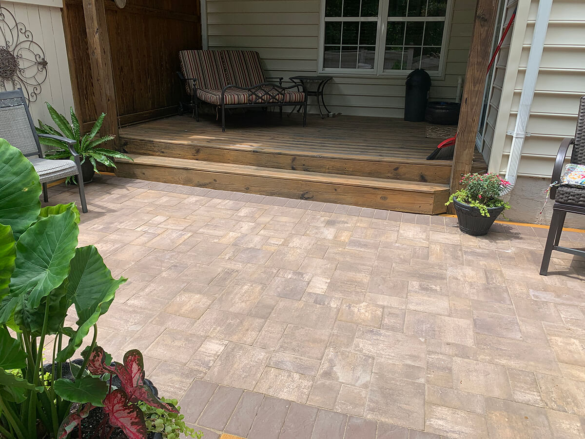Townhome Paver Patio in Edgewater, MD Three Little Birds Hardscaping