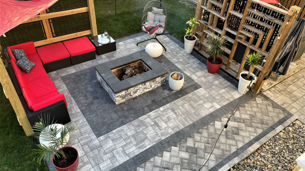 Backyard hardscaping in Stevensville