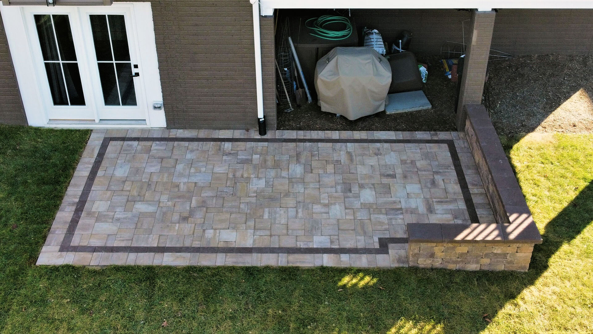 Paver Patio in Odenton Maryland Three Little Birds Hardscaping & Lawn