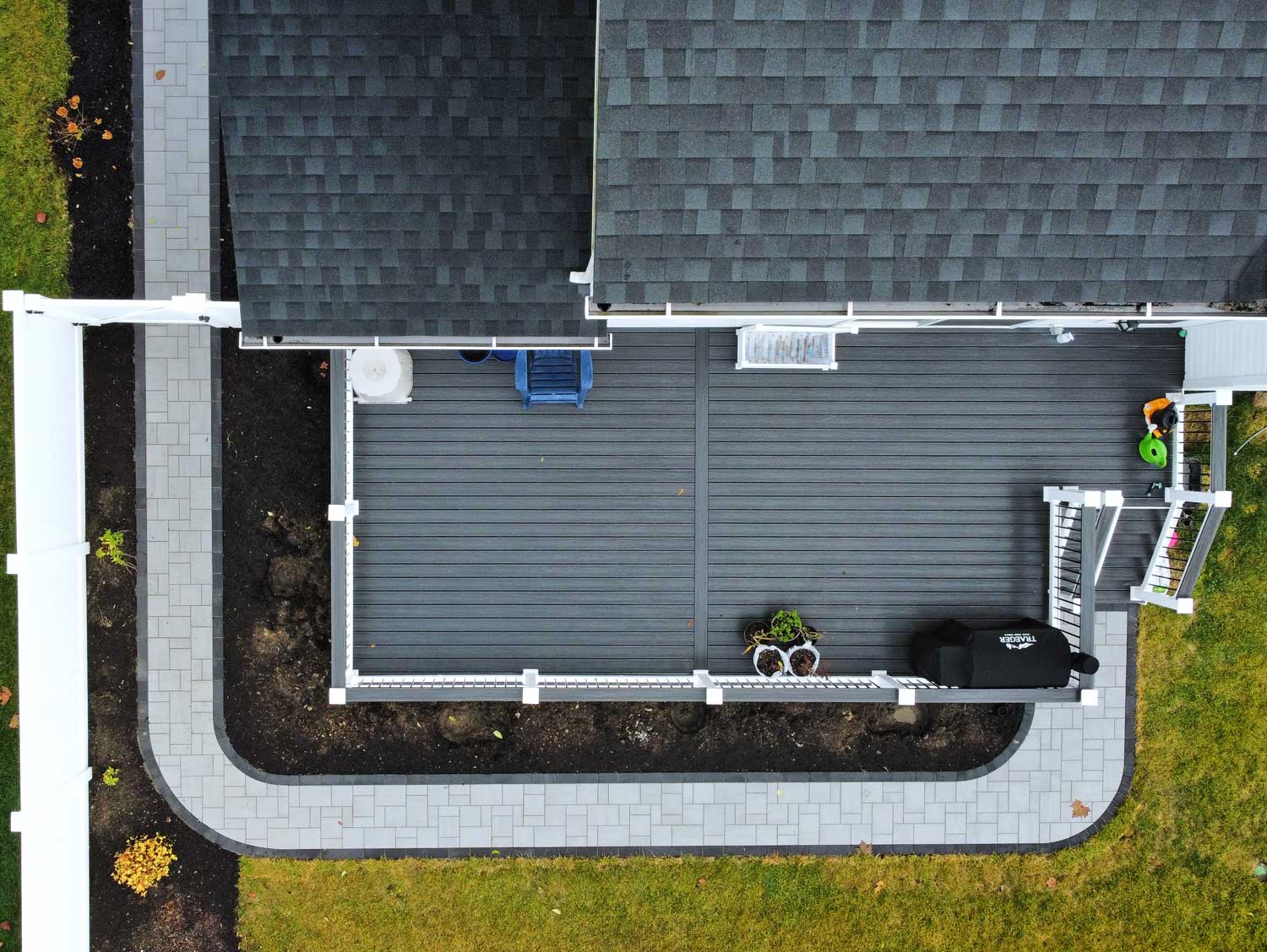 inset-walkway